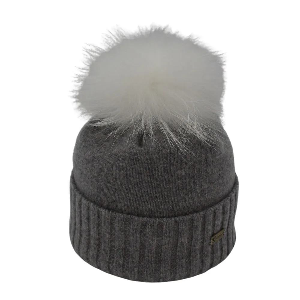 Fourrures Grenier | Tuque à pompon hiver- modèle Romy