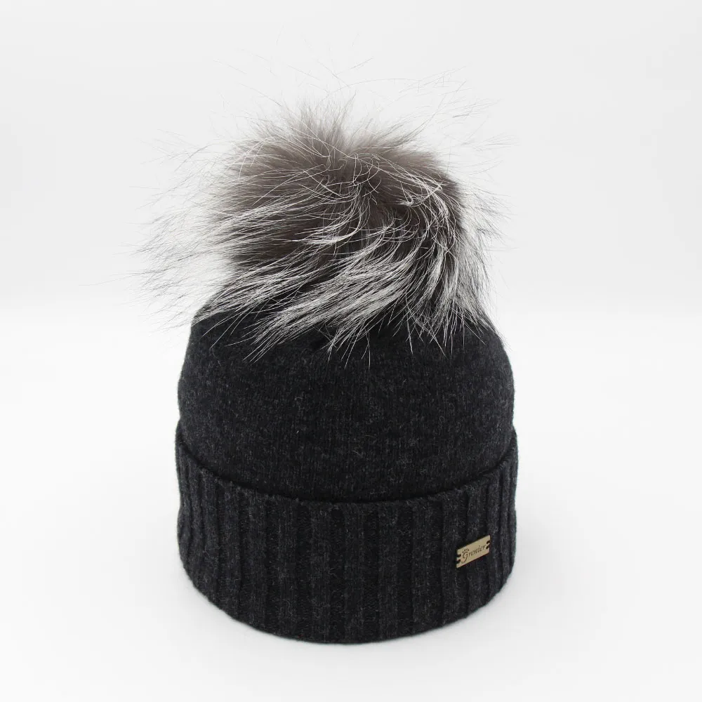 Fourrures Grenier | Tuque à pompon hiver- modèle Romy